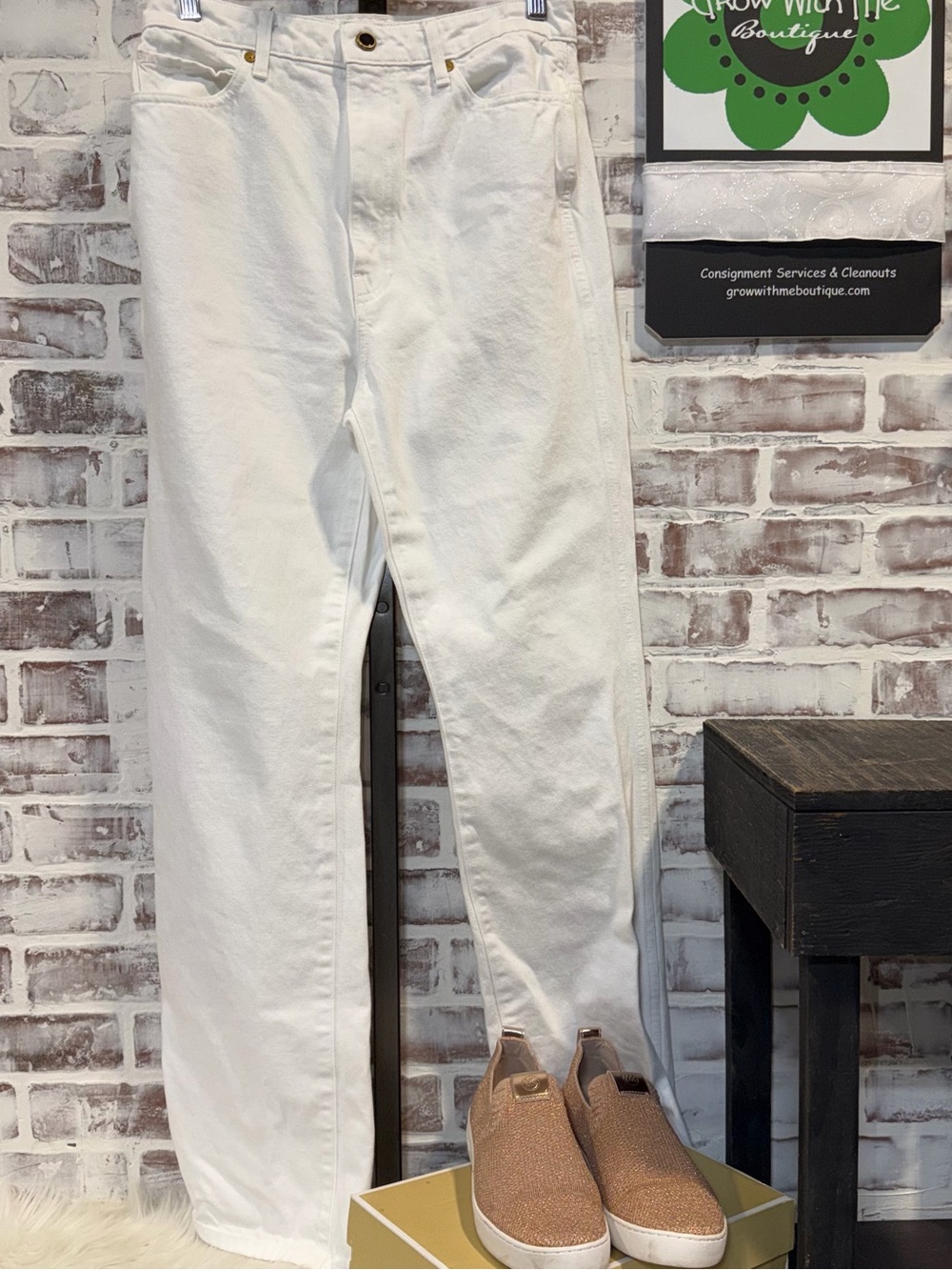 KHAITE Danielle White Straight-Leg Jeans size 30